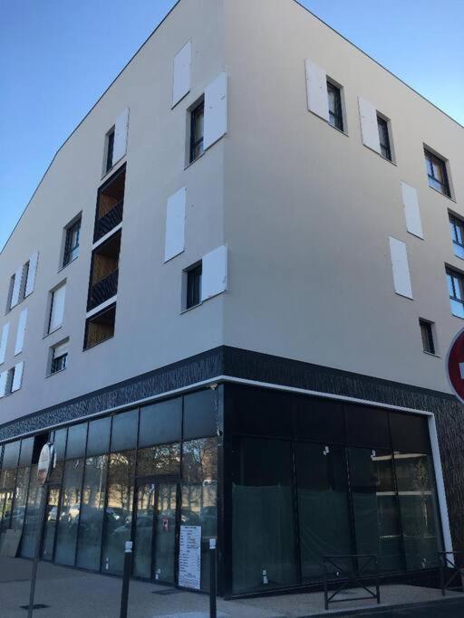 Paris- Disney - Parking Prive !Pkn! Torcy  Bagian luar foto
